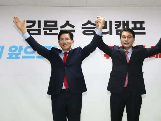 金文洙、国民の力大統領選候補（左）と尹相現、国民の力議員（右）