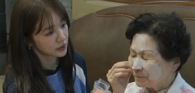 ユン・ウネ、「宮」＆「コーヒープリンス」に下心？…マネージャーの祖母宅を訪問＝「全知的おせっかい視点」