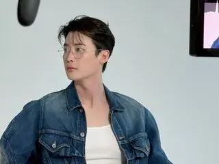 Lee Jung-suk, cool with summer vibes...showing off his diverse charms