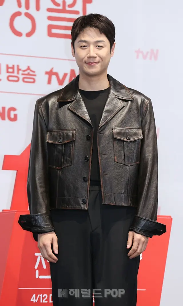 【全文】俳優チョン・ジュンウォン、“ク・ドウォンロス”にファンカフェ訪問「恥ずかしがり屋なのでやっと勇気を出した」…「いつかは賢いレジデント生活」で好演