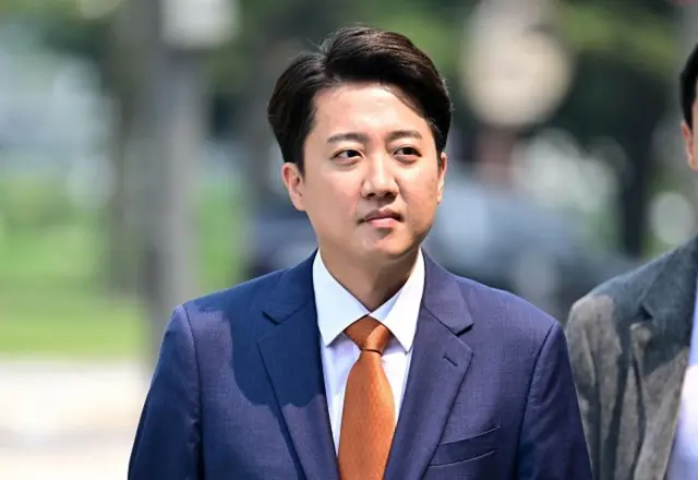 李俊錫、改革新党大統領選候補