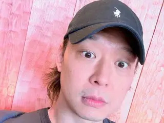 YUCHUN, bright recent situation...selfie with eyes wide open and bare face revealed