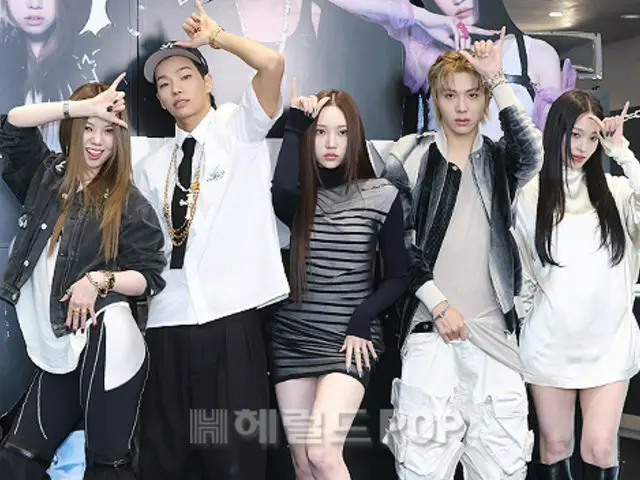 [Photo] "ALLDAY PROJECT" attends debut single release commemorative pop-up store photo call event