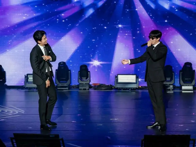 So Ji Sub & Taecyeon (2PM) perform duet at Taiwan Fan Meeting