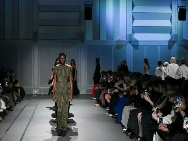 Japanese fashion brand "CFCL" to enter Korea through partnership with Shinsegae (Korea)