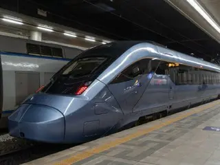 Korea unveils second generation high-speed train "KTX" to reduce noise and improve ride comfort