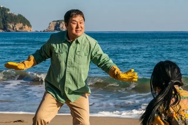 映画「ゾンビになってしまった私の娘」ユン・ギョンホ、チョ・ジョンソクの助力者として大活躍2