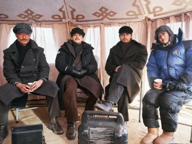 Hyun Bin and other cast members of the movie "Harbin" talk about their passion for their roles. Special footage including interviews and behind-the-scenes photos released