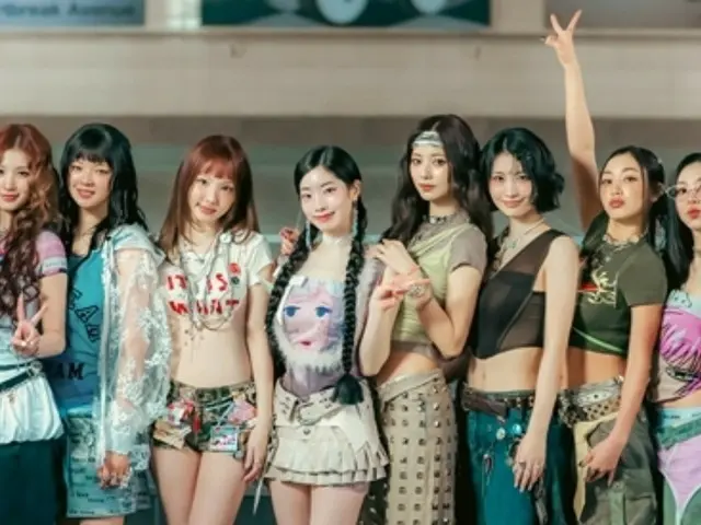 「TWICE」4thフルアルバム「THIS IS FOR」、HANTEO週間アルバムチャートで1位を獲得