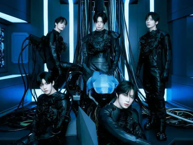 "TOMORROW X TOGETHER (TXT)" releases final concept photo for 4th album... It's like a sci-fi movie
