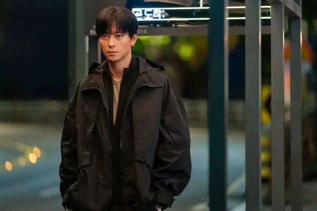 カン・ドンウォンのスパイロマンスはどうだろう？…Disney+「北極星」国籍不明の特殊捜査官初キャラクタースチール公開01