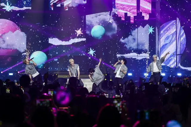 「TOMORROW X TOGETHER」が4度目のワールドツアーの幕を開けた。