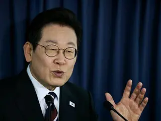 President Lee is reluctant to increase flexibility in US forces in South Korea, but says "future-oriented strategy is necessary" and calls for "reasonable conclusion" in tariff negotiations