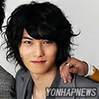 Lee Jong Hyun（EX CNBLUE）