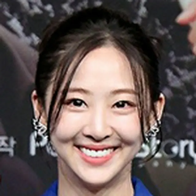 Kim Dasom（キム・ヘジ）