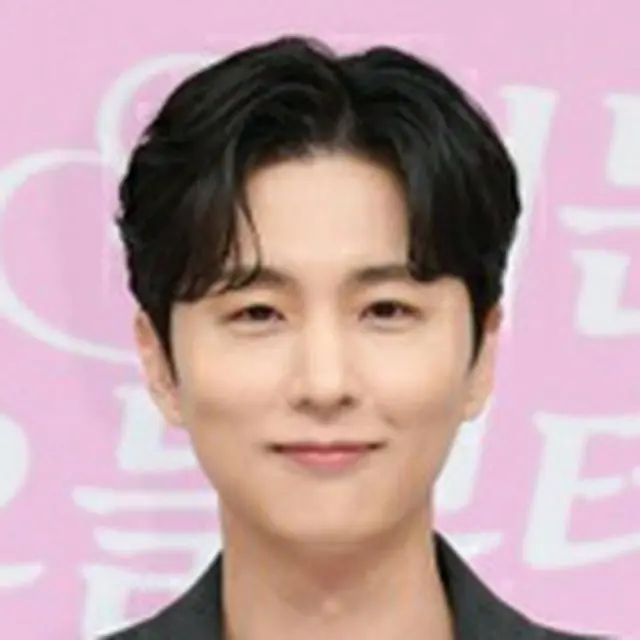 Shin Dong Wook（ペ・ムンジョン）