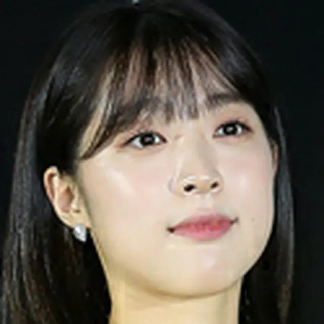 Choi Sung Eun（ユン・アイ）