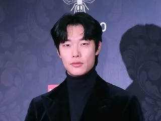 Actor Ryu Jun Yeol tries his hand at acting, running marathons, and becoming a photographer...Working hard in 2024 as well