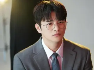 Seo In Guk is full of admiration for the charm of opposites... Poster shooting and production presentation behind-the-scenes release (video included)