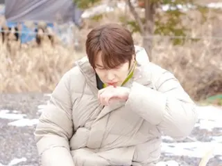 "SUPER JUNIOR" Kyuhyun tries maeuntang (seafood hotpot) in "Running Man"...Controversy erupts