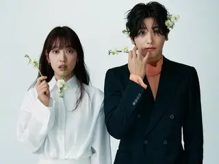 Park Sin Hye and Park Hyung Sik's "Doctor Slump" couple's photo shoot and interview released... What is the chemistry between these two co-starring together for the first time in 11 years?