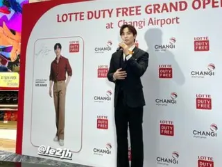 "2PM" Lee Junho appears at the Lotte Duty Free Store opening event at Changi Airport, Singapore