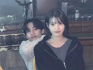 IU releases behind-the-scenes cuts of new song MV...Special chemistry with "BTS" V