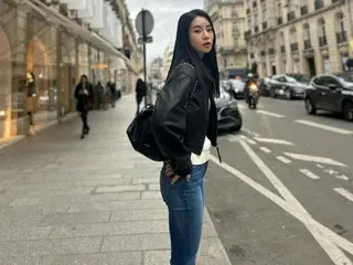 Lim JIYEON's recent status of having fun in Paris, France...Song Hye Kyo also liked it