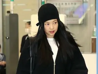 [Airport photo] "BLACKPINK" JENNIE returns to the country after Paris Fashion Week