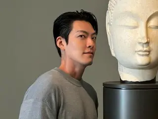 Actor Kim WooBin reveals his daily life from Abu Dhabi...8 handsome men with head and body sculptures