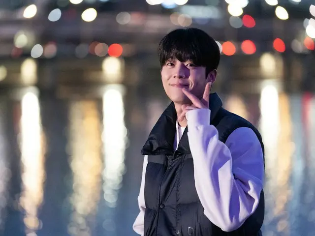 Actor Chae Jong Hyeop reveals behind-the-scenes footage from the Seoul location shoot of the Japanese TV series "Eye Love You"