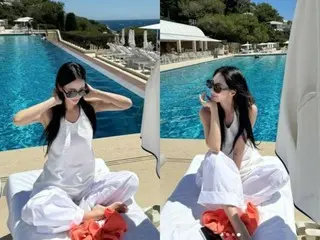 Newly married Han Ye Seul becomes a goddess in a private pool