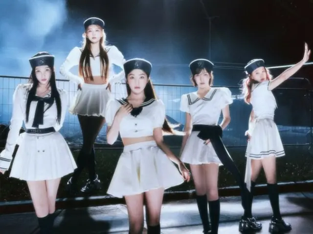 "10th debut anniversary" "Red Velvet" releases fan song "Sweet Dreams"... Sweet night