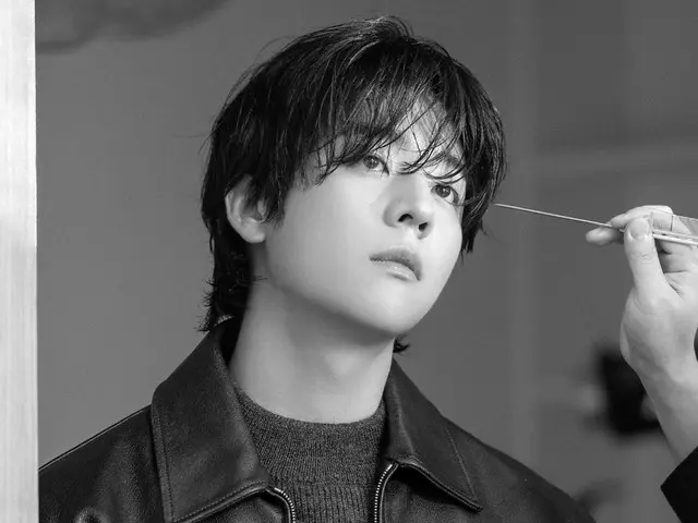 Actor Choi Jeong Hyup releases behind-the-scenes photos from his pictorial... "Choi Jeong Hyup's first love has already begun to unravel"