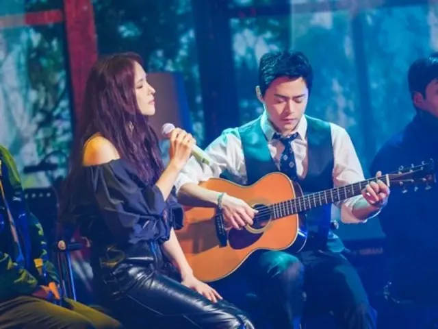 Cho JungSeok performs duet with ♥GUMMY...Lovey-dovey photo of the two revealed