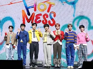 [Photo] EVNNE holds showcase to celebrate the release of their 4th mini album "HOT MESS"!