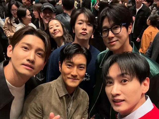 TVXQ's Yunho (U-KNOW) & Changmin attend VIP preview screening of movie "Lobby"...supporting SUPER JUNIOR's Siwon