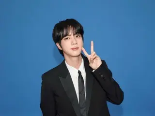 "BTS" JIN promotes his second mini album "Echo" with cute pieces? ... wootteo Gallery