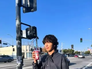 CNBLUE's Jung Yong Hwa enjoys Los Angeles...so cute and cool!