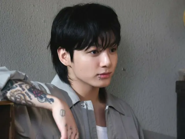BTS' JUNG KOOK is the first Asian solo artist to stay on the US Billboard Global Chart for an ultra-long period of time (93-92 weeks)