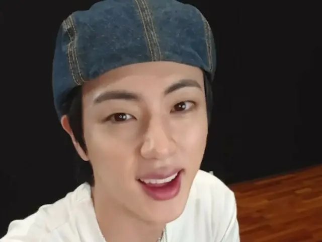 "BTS" JIN, "I don't do anything special to manage my mental health. It's both a strength and a weakness, but I forget about it quickly"... Talking to fans on TikTok (video included)