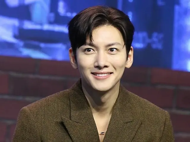 Actor Ji Chang Wook = "Guaranteed hit"... In high demand for advertisements for alcohol, fashion, and beauty