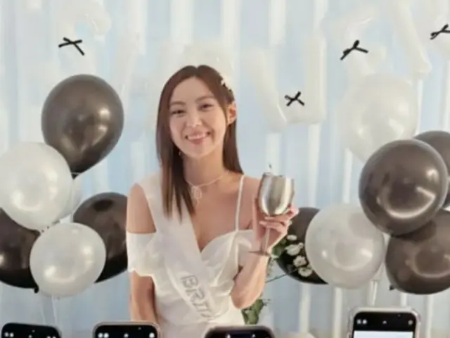 Min of miss A becomes the first member of the group to get married… Happy bridal shower