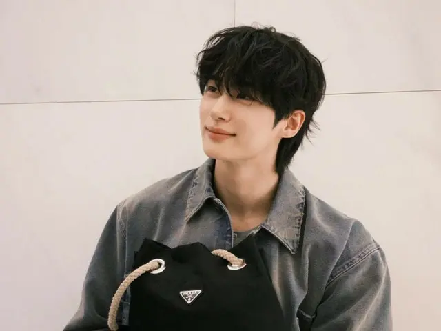 Actor Byeon WooSeok exudes cute charm like a reborn retriever