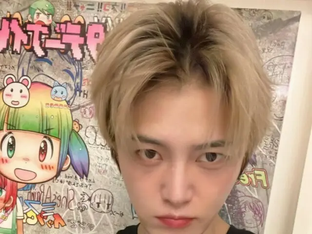 JAEJUNG blows away the heat with his cute expression… "Let's overcome the heat together!"