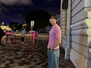 Park Seo Jun's natural appearance is also attractive... A leisurely moment in Hong Kong