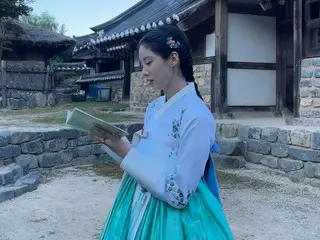 Girls' Generation's Seohyun appears in a handsome hanbok... Behind-the-scenes footage revealed