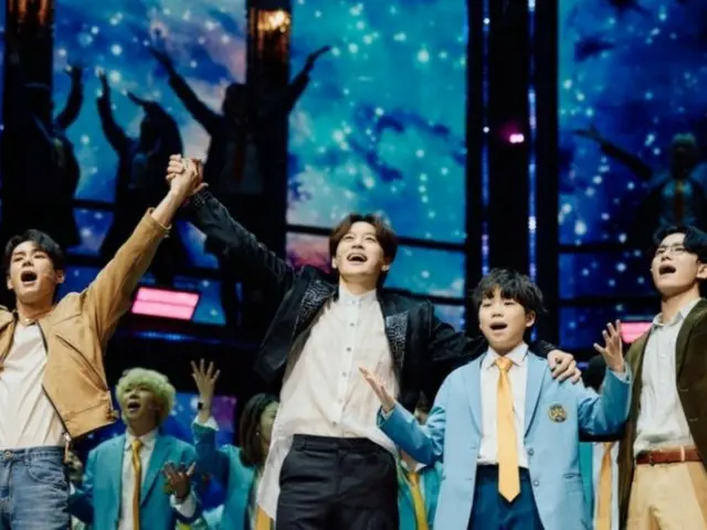 The musical show "Dream High" starring SE7EN, Luna (f(x)), Cho JungSeok, Yim Siwan, and others, closes its three-month run with a bang.