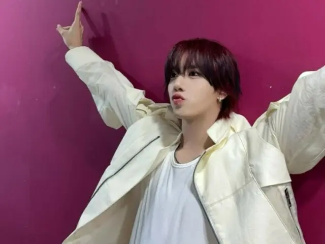 "n.SSign" Kazuta shows off his excited side on a music show... Cute but cool