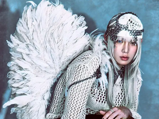 SHINee's KEY is now an angel! Eye-catching visuals... New album "HUNTER" and "Red
 Velvet's SEULGI and PLAVE's Eunho feature on the song